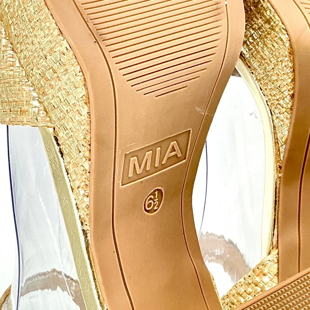 MIA brand style